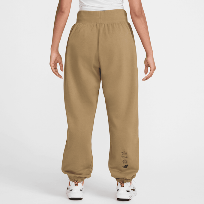 Nike Sportswear Breaking Mid-Rise Oversized French Terry Pants beige 30119 2