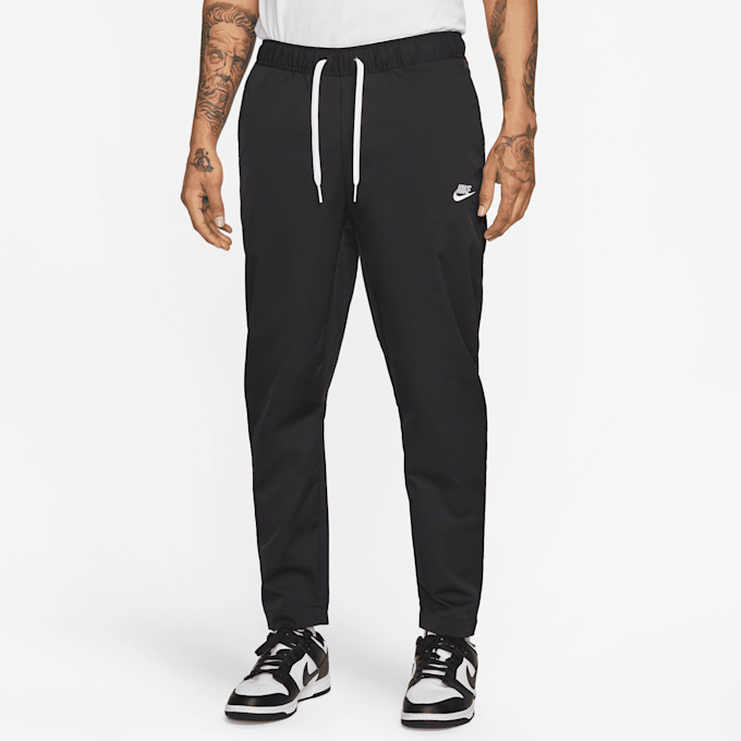 Nike Club Woven Taper Leg Pants negro 32791 1