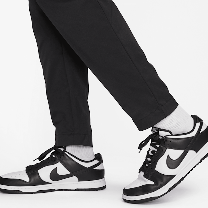 Nike Club Woven Taper Leg Pants negro 32791 4