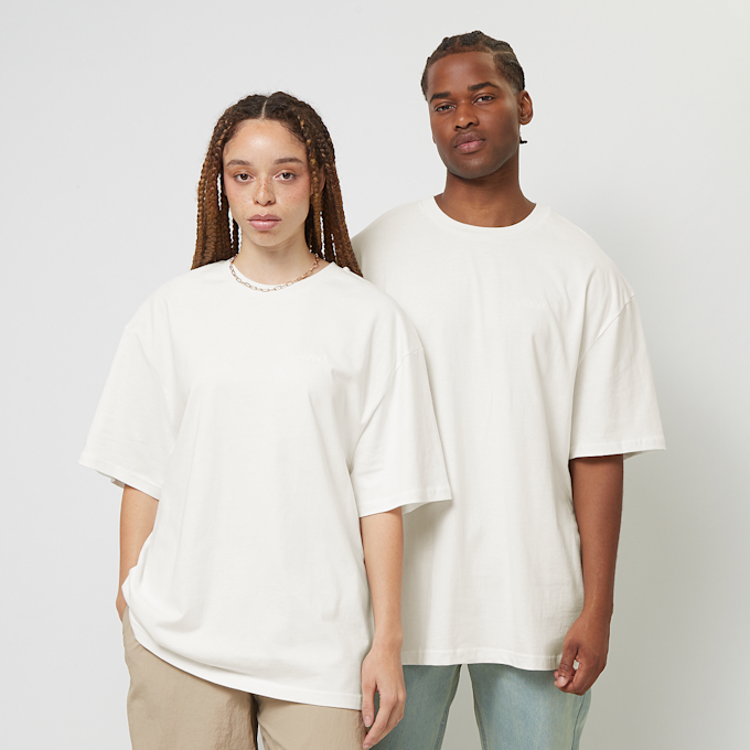 SNIPES Small Logo Essential Oversized Tee branco 32957 1
