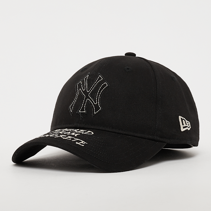 New Era 9Twenty Raised From Concrete Fabric Logo MLB New York Yankees schwarz 33071 1