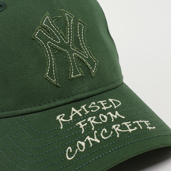 New Era 9Twenty Raised From Concrete Fabric Logo MLB New York Yankees grün 33074 4