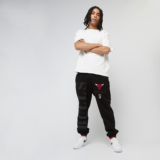 Mitchell & Ness Team OG 3.0 Fleece Jogger Chicago Bulls schwarz 33123 6