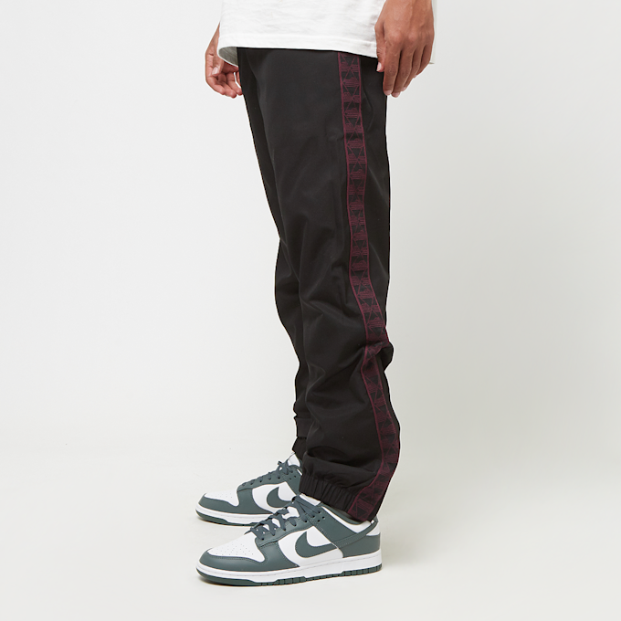 Lacoste Trainingshose schwarz 44123 2