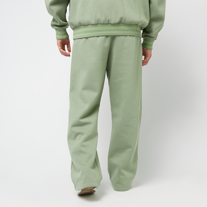 Karl Kani Ellipse Straight Leg Sweatpants vert 45143 3