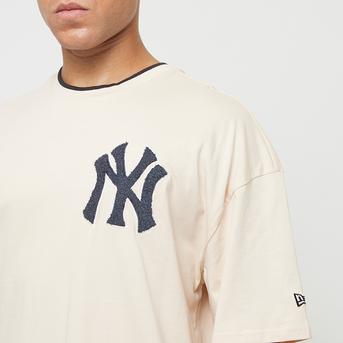 New Era New York Yankees World Series Oversized T-Shirt bež 45037 3