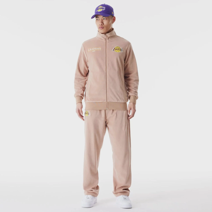New Era LA Lakers NBA Lifestyle Velours Trackjacket bež 47021 5