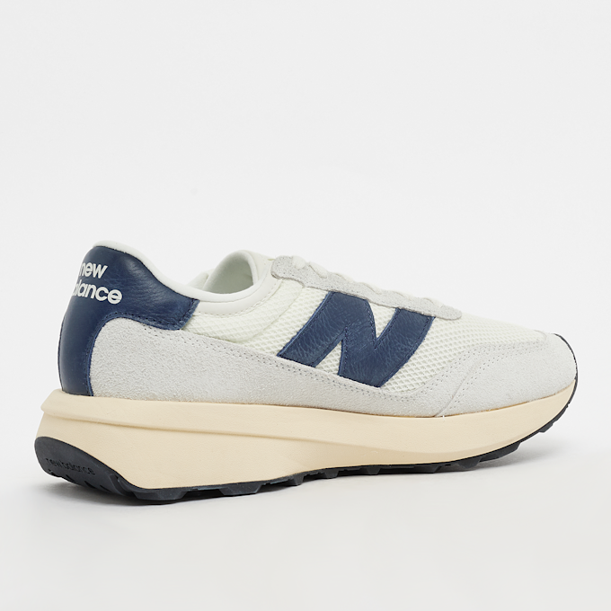 New Balance 370 beige 39159 3
