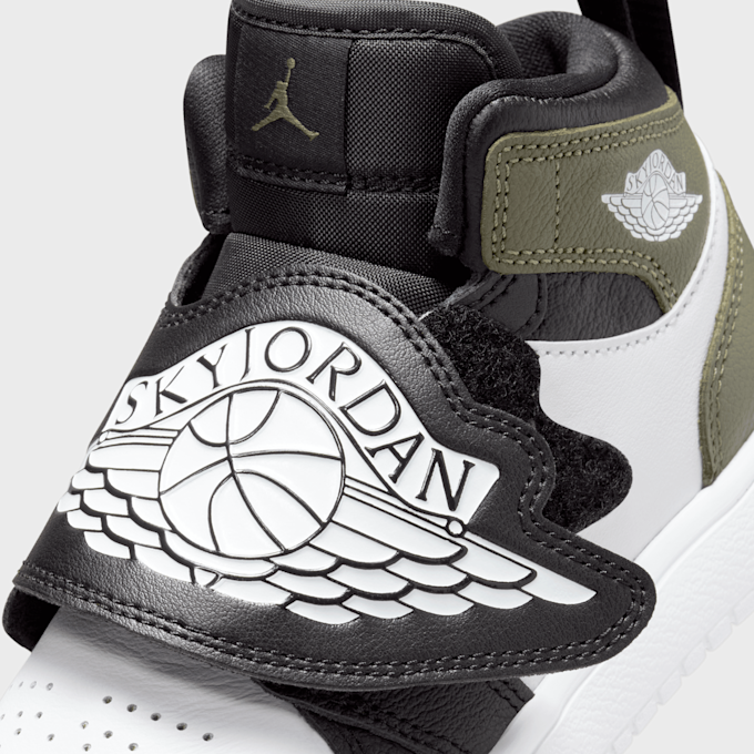 Jordan Sky Jordan 1 black/white/medium olive wielokolorowy 43785 7