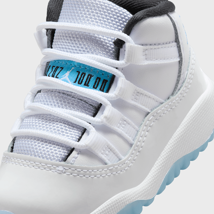 Jordan Jordan 11 Retro white/legend blue/black blanco 43884 7