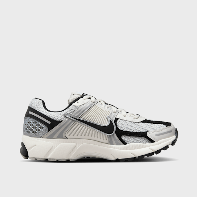 Nike WMNS Zoom Vomero 5 multicolore 43583 2