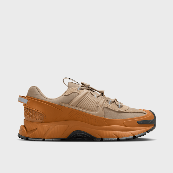 Nike WMNS Zoom Vomero brun 43585 2