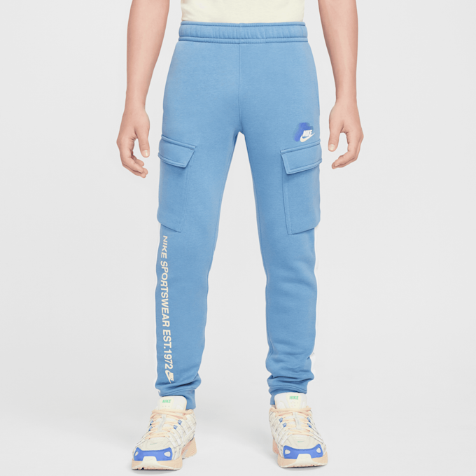 Nike Sportswear Standard Issue Cargo Pants blau 45686 1