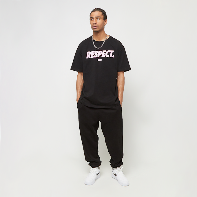 Upscale by Mister Tee Football's coming Home Respect Oversize Tee noir 40610 4
