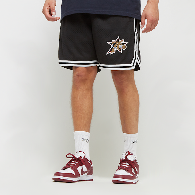 Mitchell & Ness NBA Destination Leisure Gameday Shorts Philadelphia 76 schwarz 40228 1