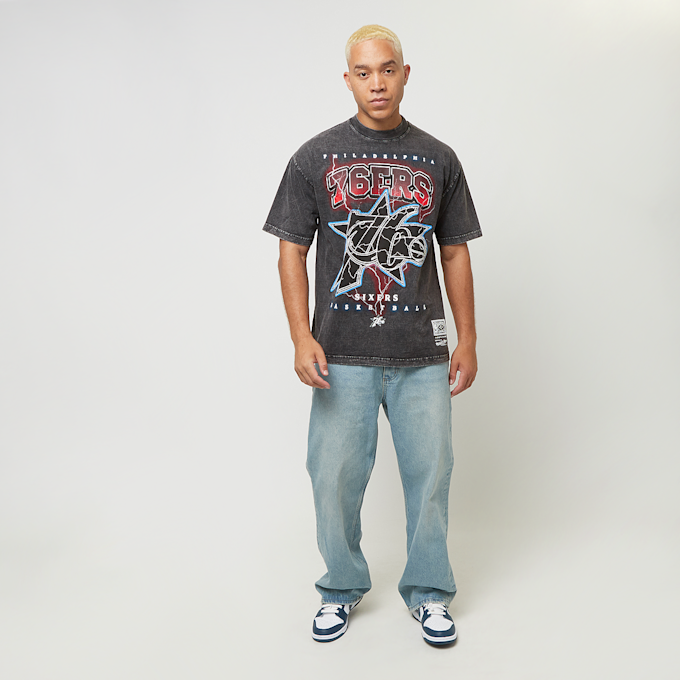 Mitchell & Ness NBA Oversized Graphic Tee Philadelphia 76ers gris 40233 4