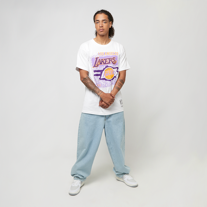 Mitchell & Ness NBA Destination Leisure Shortsleeve Graphic Tee LA Lakers weiß 40237 6