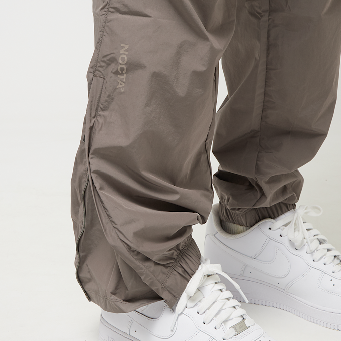 Nike Nocta NRG Woven Track Pants marrone 40399 3