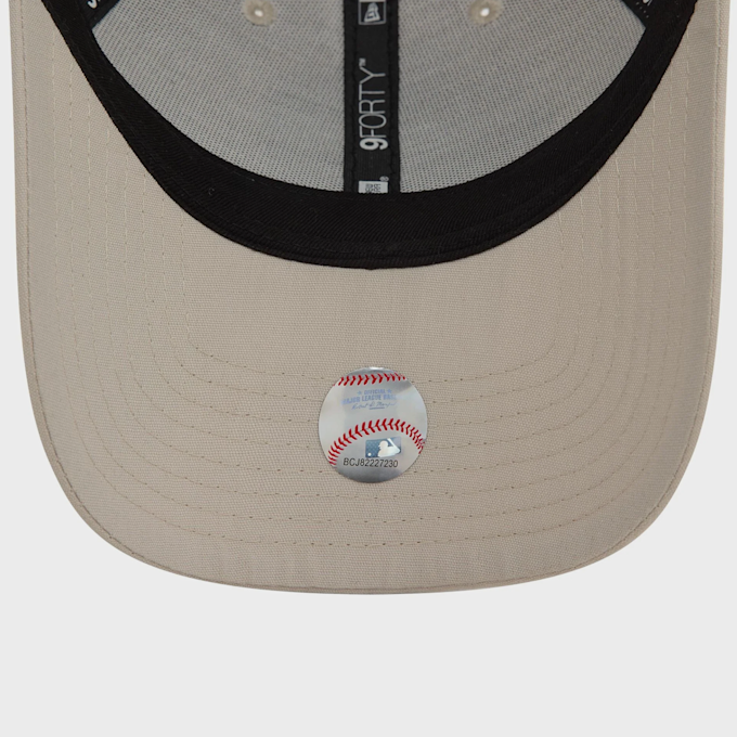 New Era 9Forty Repreve Mini Logo MLB New York Yankees beige 41505 3