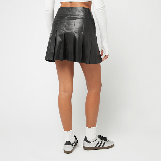 Urban Classics Ladies Synthetic Leather Pleated Skirt zwart 41536 2