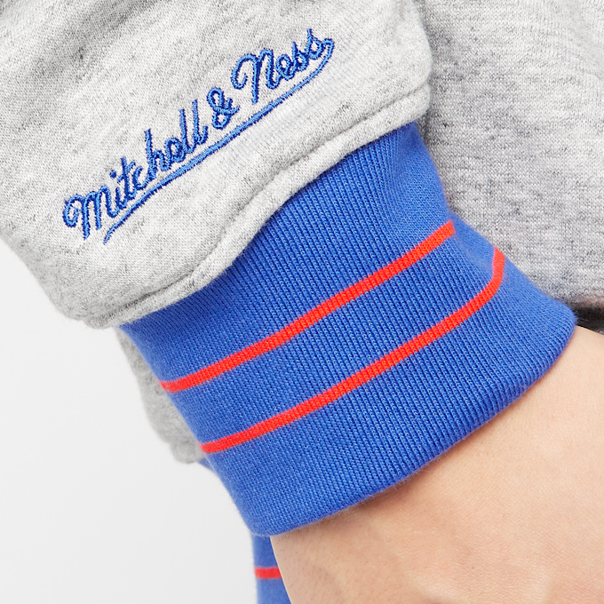 Mitchell & Ness NBA New York Knicks Full Field Satin Fleece Crew szary 41796 4