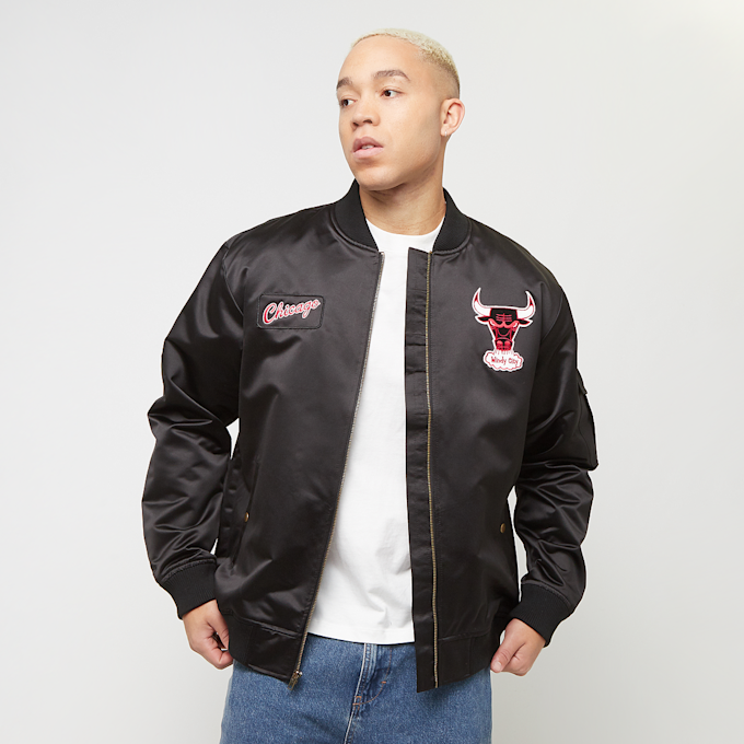 Mitchell & Ness NBA Chicago Bulls Team Leader Satin Bomber noir 41808 1
