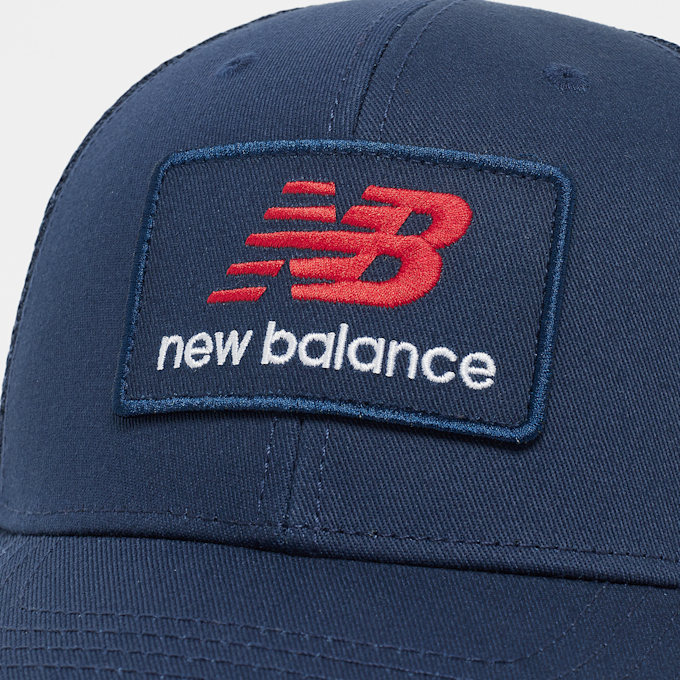 New Balance Stacked Patch Logo Trucker blau 42099 4