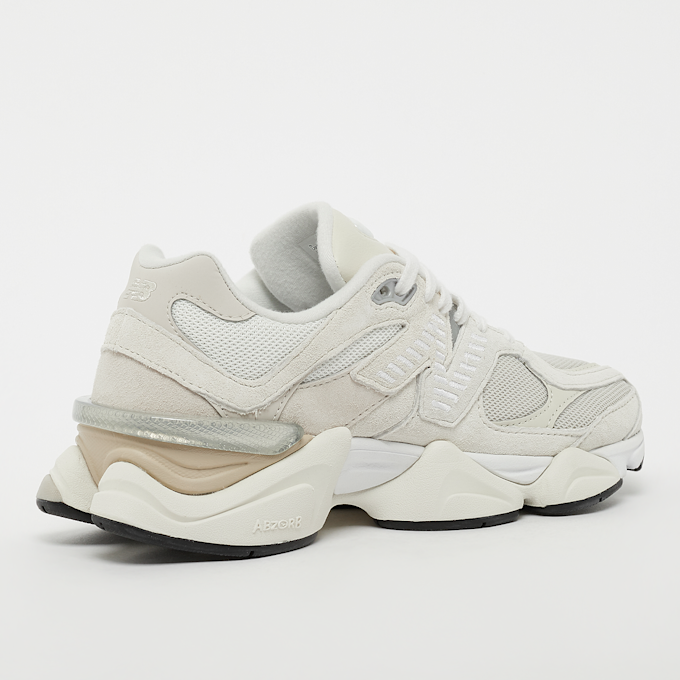 New Balance 9060 beige 42131 3