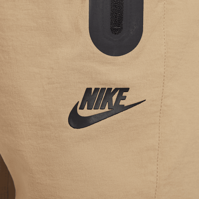 Nike   Sportswear Tech Woven Pants beige 42367 5
