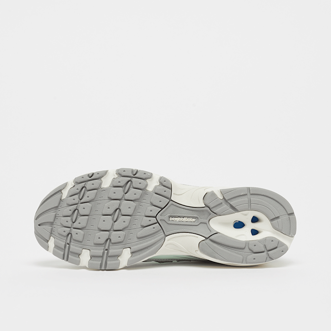 New Balance 740 (GS) weiß 42372 4