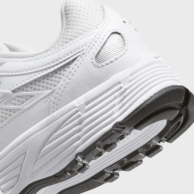 Nike   P-6000 (GS) weiß 42528 8