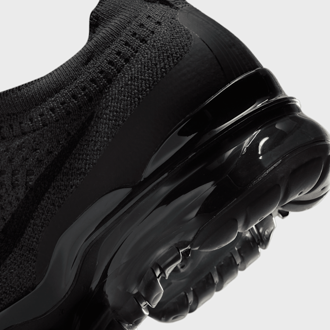 Nike Air VaporMax Flyknit crna 42553 8