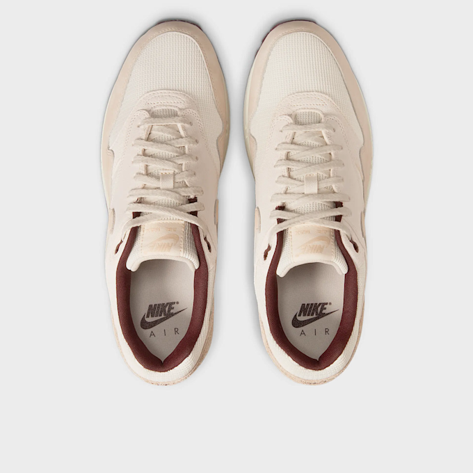 Nike Air Max 1 PRM beige 42593 6