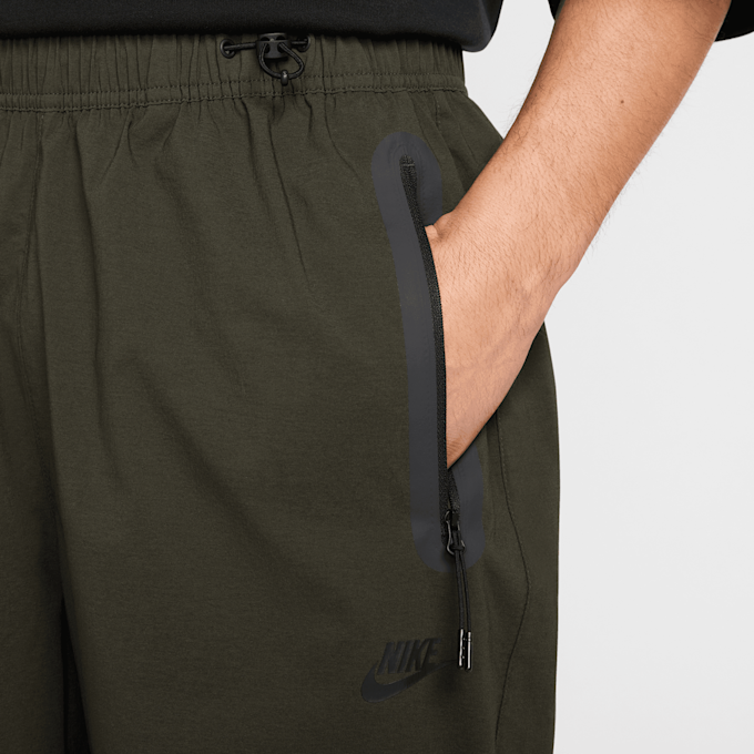Nike   Tech Woven Pants vert 42620 5