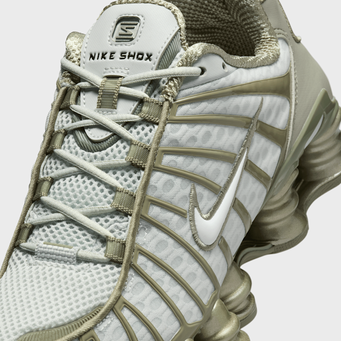 Nike   WMNS Shox TL grün 42679 7