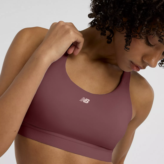 New Balance Essential Train Bra pourpre 42742 3