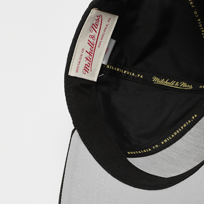 Mitchell & Ness Polka Polka Pro Snapback NBA Chicago Bulls noir 44776 4