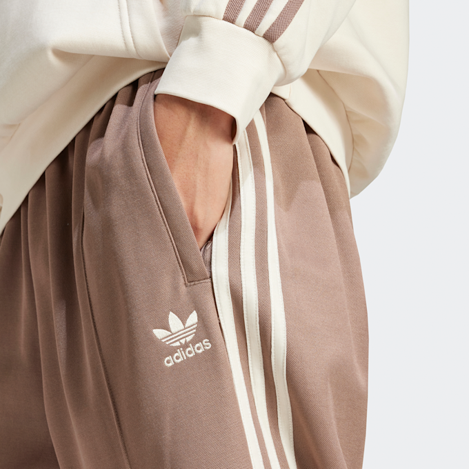 adidas Originals Baggy trainingshose bruin 44792 3