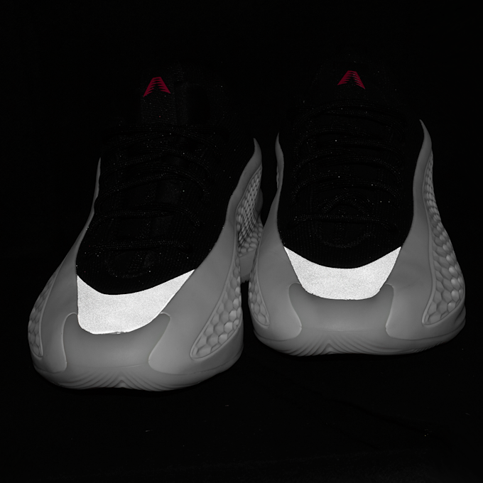 adidas Originals Anthony Edwards 1 Low Basketball Shoe (GS) branco 45188 7