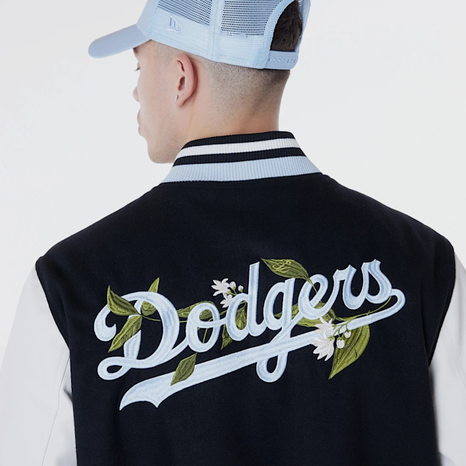 New Era MLB Floral Varsity Jacket Los Angeles Dodgers czarny 45530 4