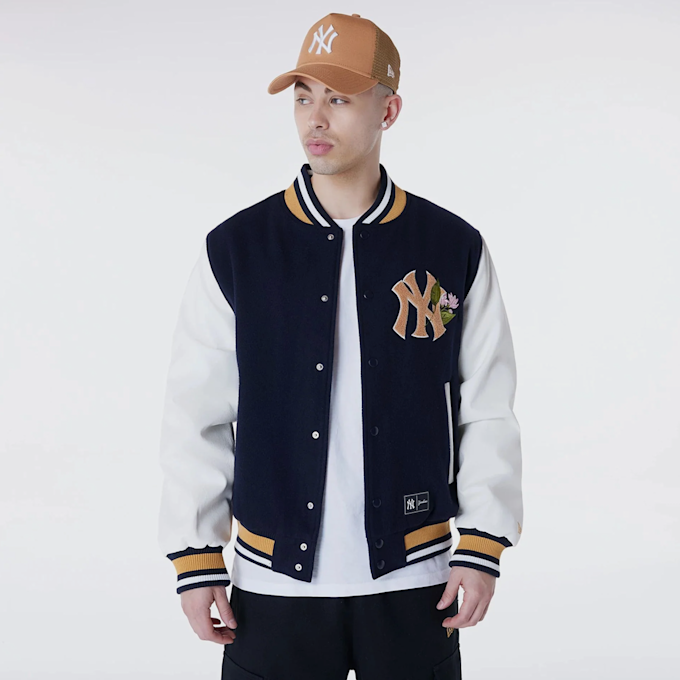 New Era MLB Floral Varsity Jacket New York Yankees blauw 45531 1