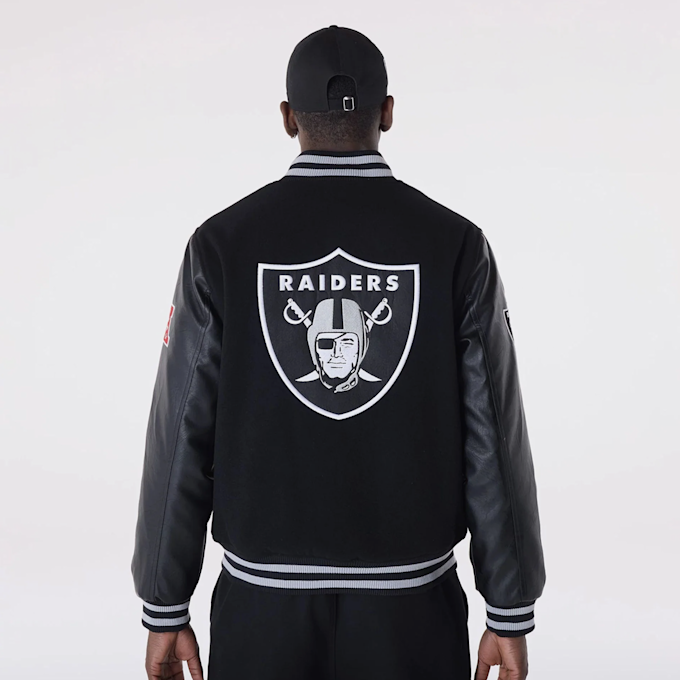 New Era NFL Varsity Jacket Las Vegas Raiders negro 45532 2
