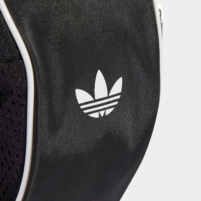 adidas Originals Adicolor kleine Schultertasche schwarz 45996 5