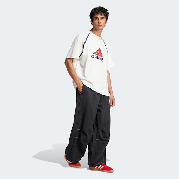 adidas Originals Badge T-Shirt weiß 46002 5