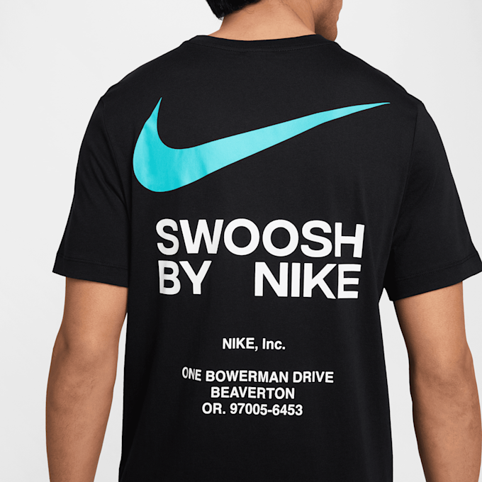 Nike Sportswear Club T-Shirt noir 46108 4