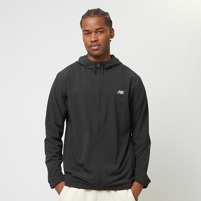 New Balance Woven Hooded Jacket czarny 46209 1
