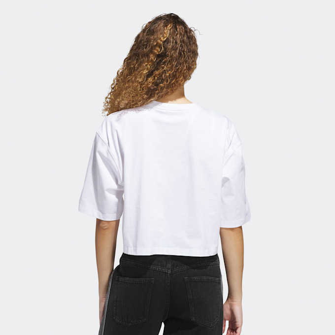 adidas Originals Essentials Crop T-Shirt bijela 46397 2