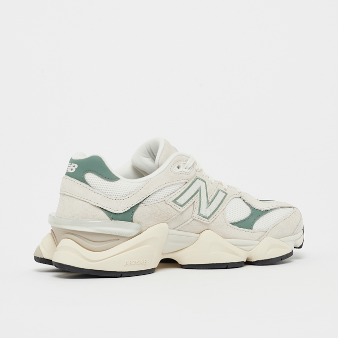 New Balance 9060 beige 46442 3