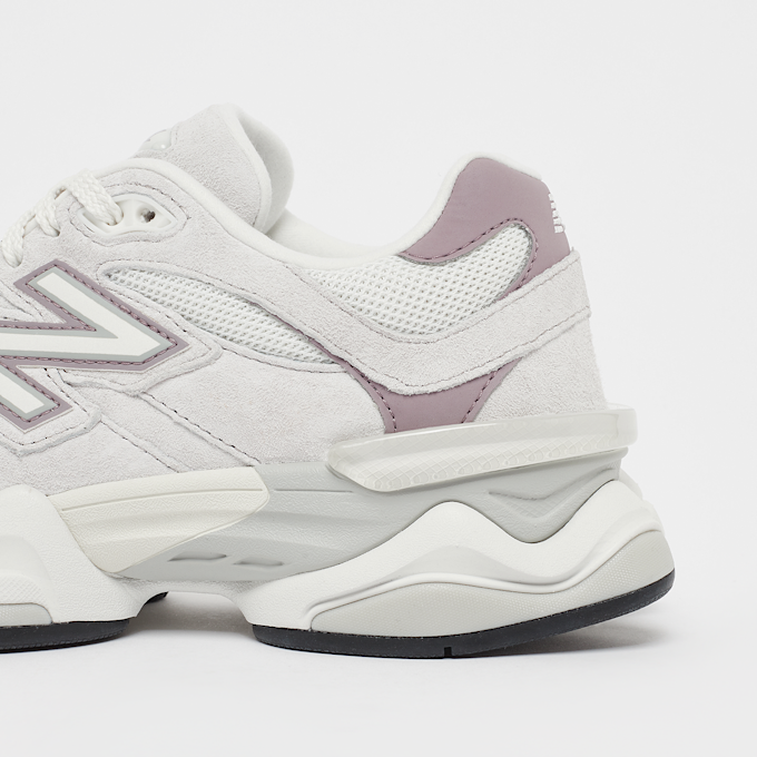 New Balance 9060 grau 46443 6