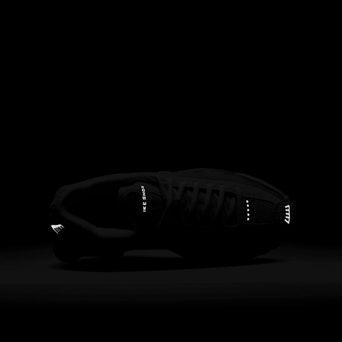 Nike Shox R4 (GS) weiß 46480 8
